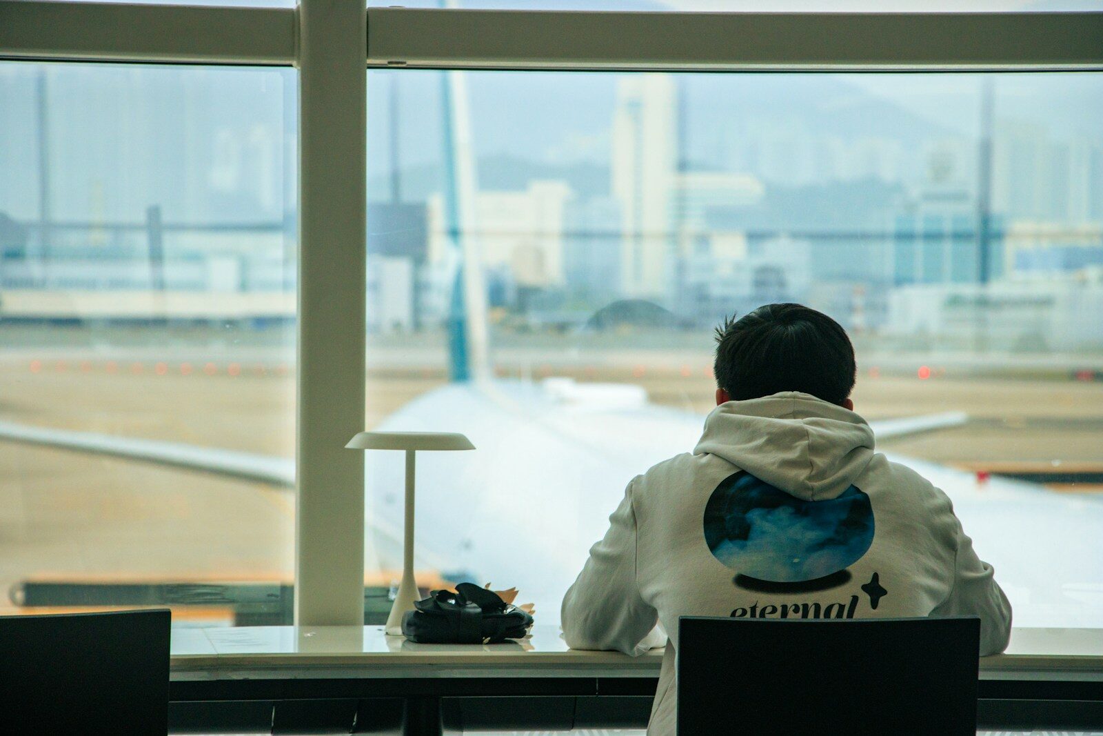 20 Taon sa Abroad, Zero Savings: Bakit Umuuwing Walang Ipon ang Maraming OFW (at Paano Ito Iwasan)
